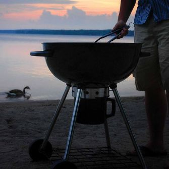 Faszenes kerti BBQ grill, Kamado Joe, Broil King - Aura Hidromasszázs Stúdió Veszprém