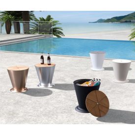 Bemutatótermi Higold Icoo asztal